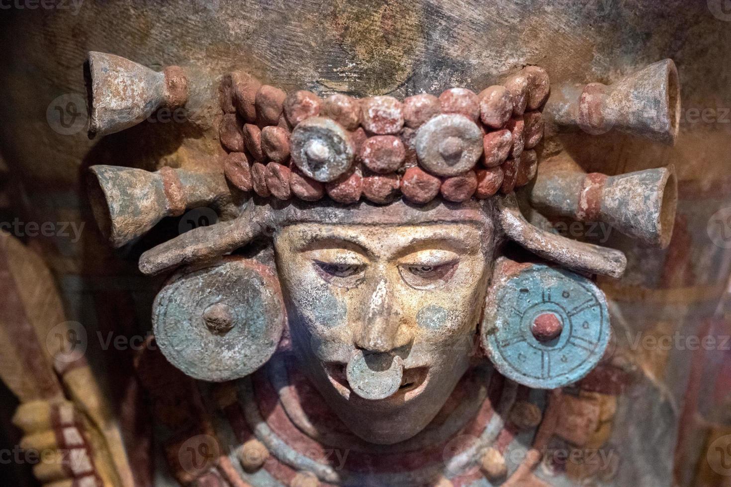 maya azteca mexicano cerámica tallada máscara foto