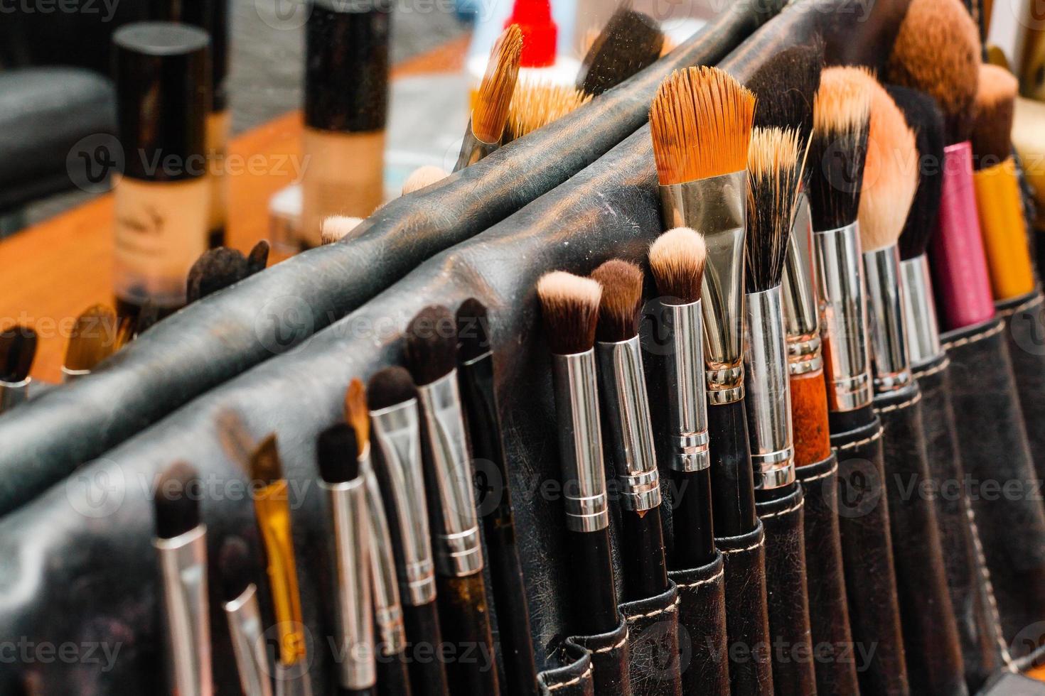 Cosmetics and make-up brushes photo