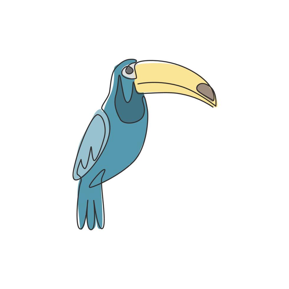 One single line drawing of exotic toucan bird with big beak for logo identity. Beautiful animal mascot concept for bird lover club icon. Modern continuous line draw design graphic vector illustration