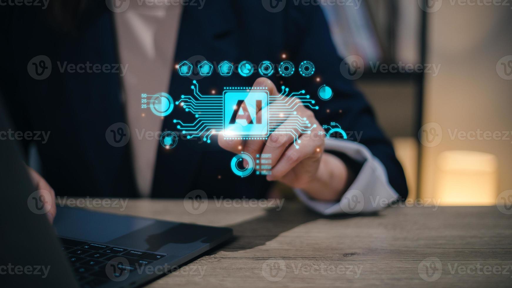 tecnología y personas concepto mujer utilizar ai a ayuda trabajar, ai aprendiendo, y artificial inteligencia conceptos. negocio, moderno tecnología, Internet, y redes concepto. foto