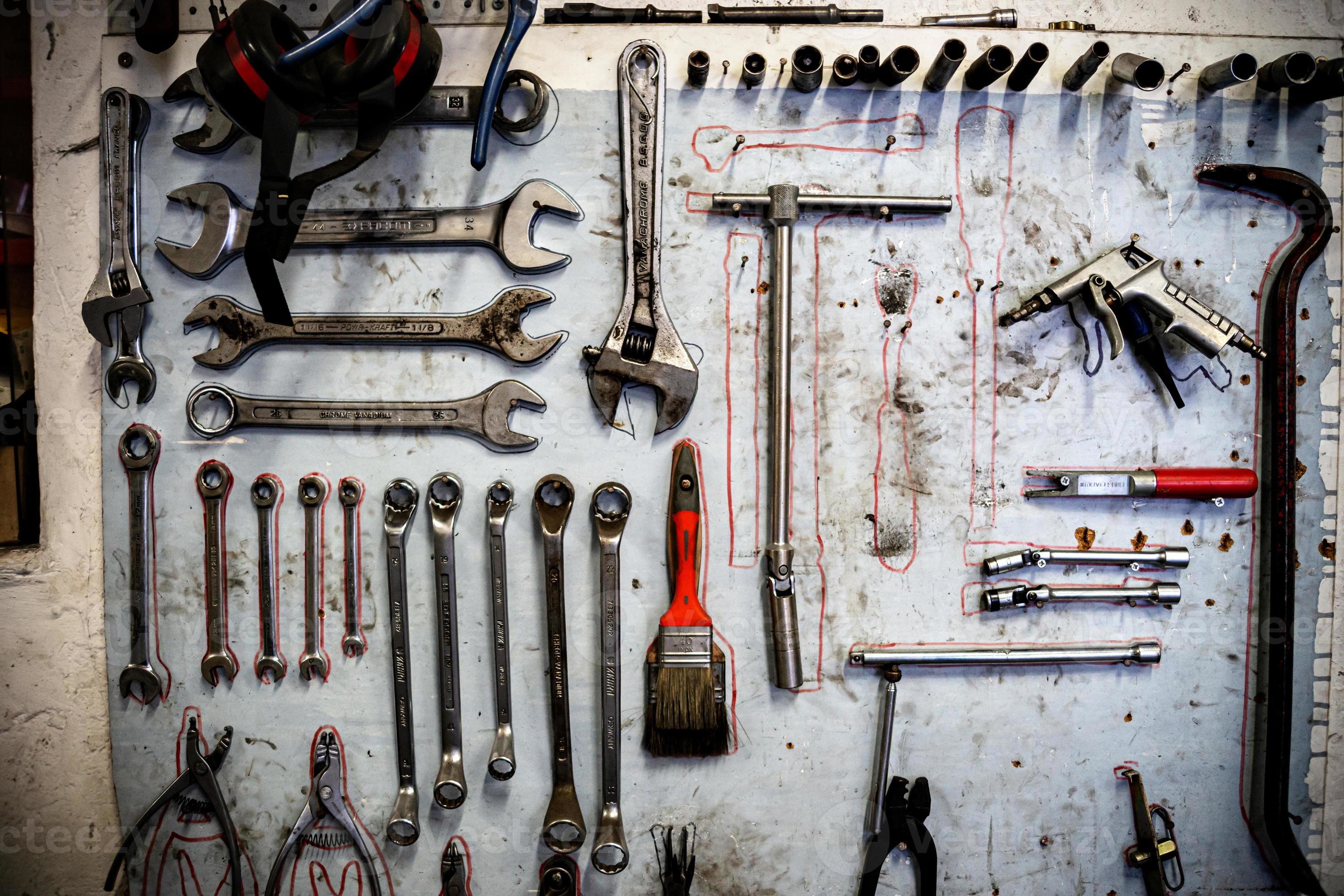 Auto repair shop, garage, tire fitting. Car repair tools. 20417605