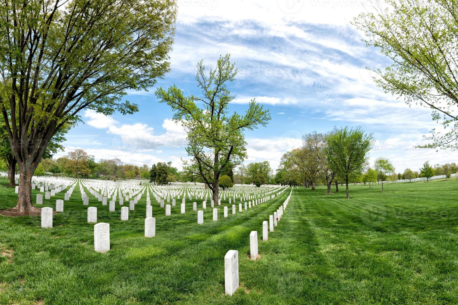 arlington cemetery graveyard photo
