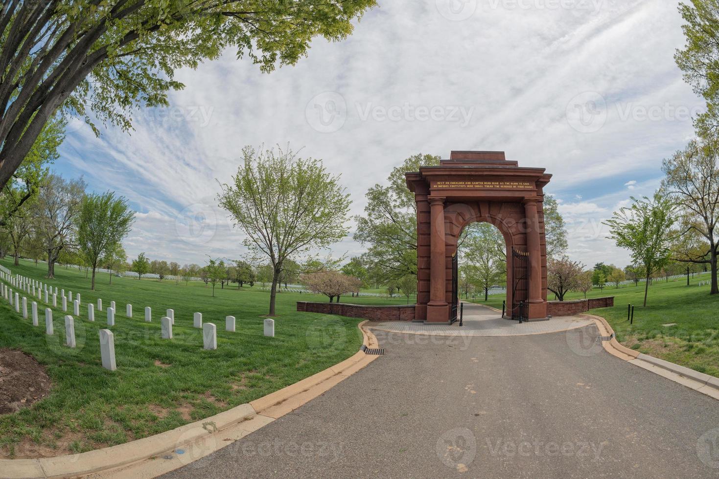 arlington cemetery graveyard photo