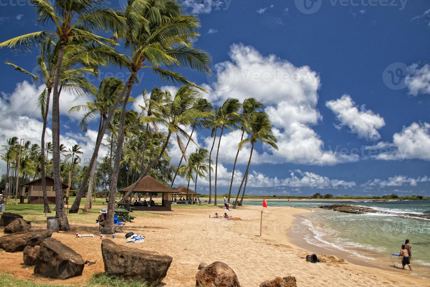 paisaje de la playa de hawaii poipu foto