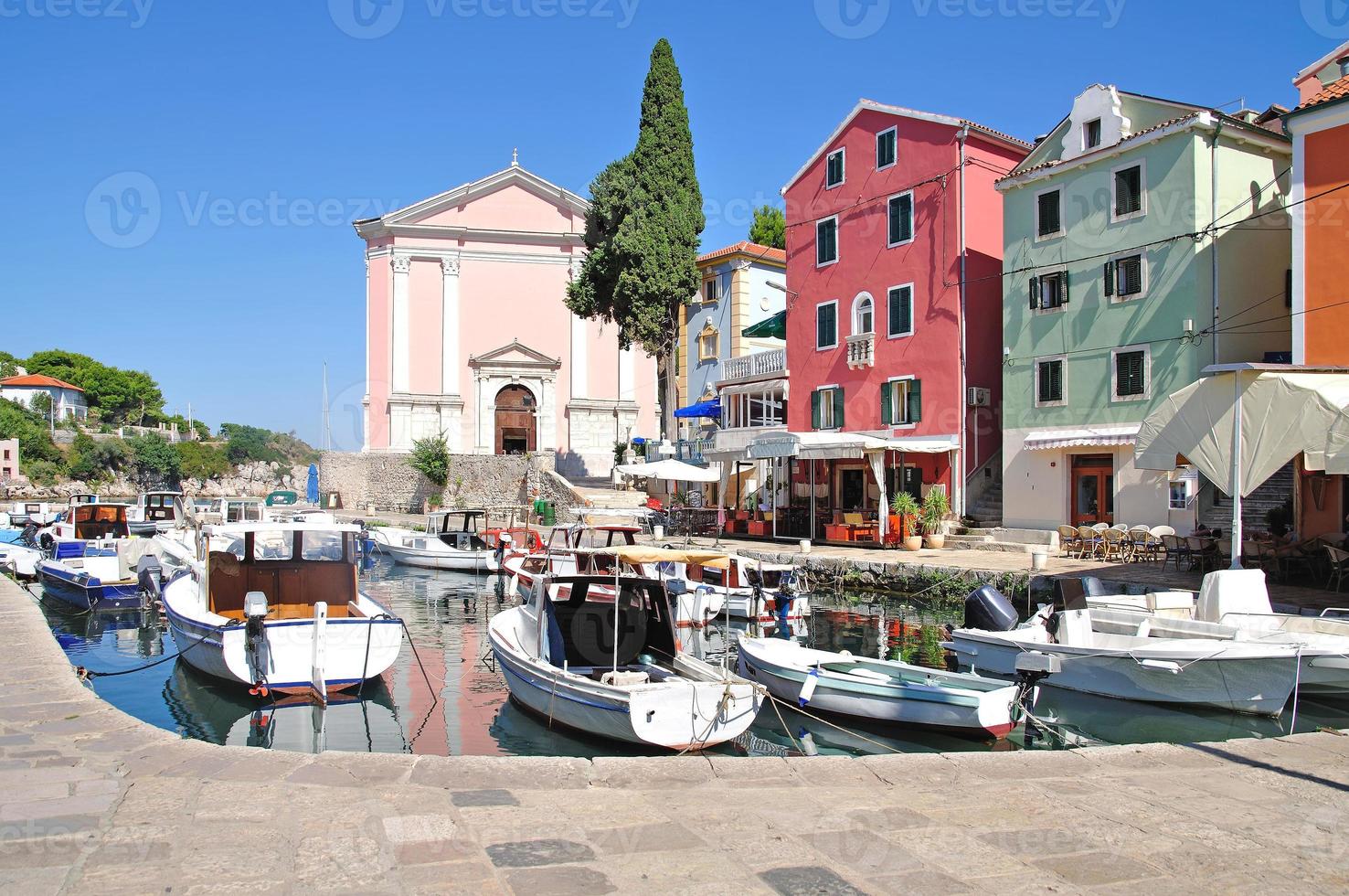 Veli losinj en losinj,adriático mar,croacia foto