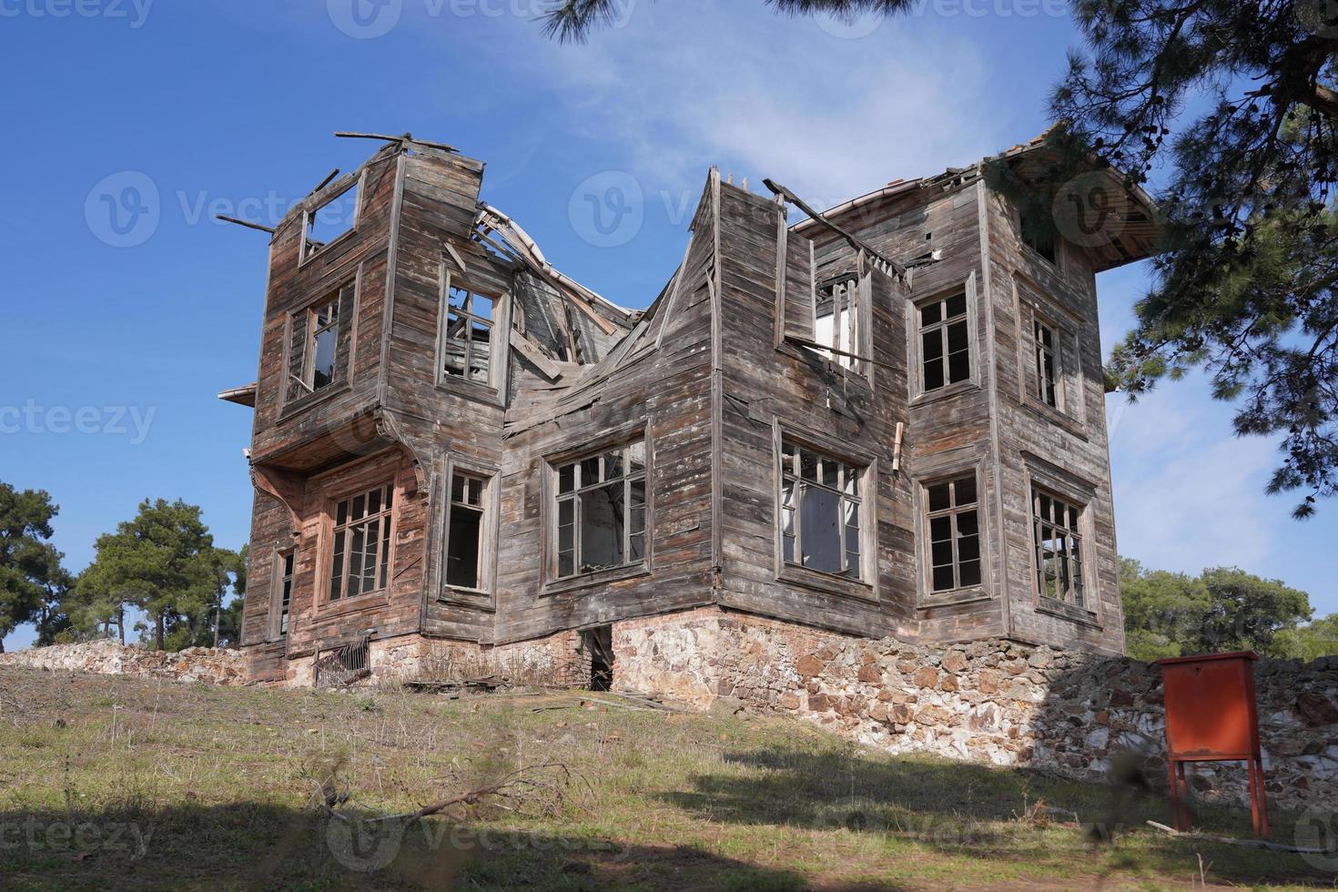 Prinkipo Greek Orthodox Orphanage in Buyuk Ada, Istanbul, Turkiye photo