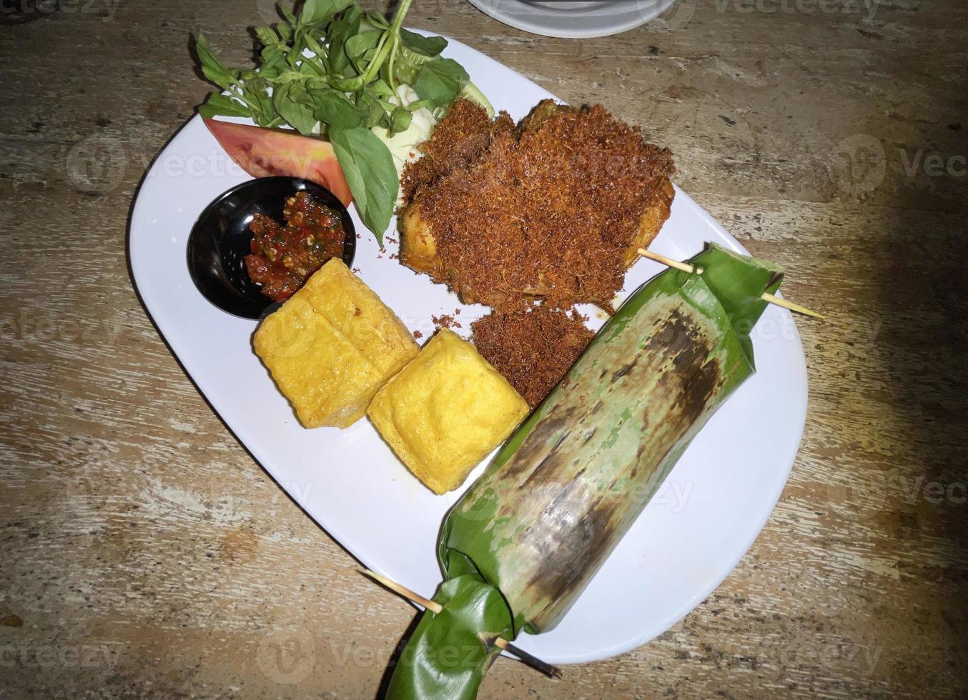 Grilled Rice wrapped in Banana Leaf - Indonesian Traditional Food, Nasi Bakar photo