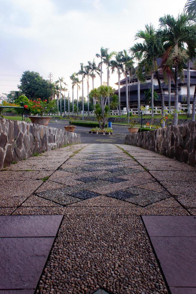 exterior de a estaño mezquita, masjid a estaño Jacarta, Indonesia foto