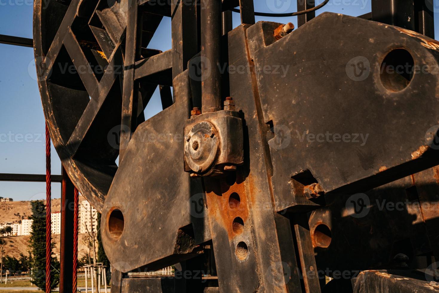 petróleo bomba de cerca detalles. petróleo industria equipo. foto