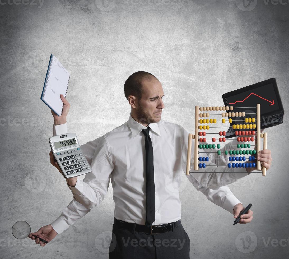Calculations and crisis photo
