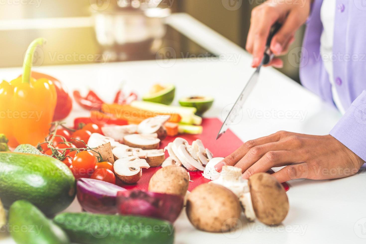Fresco vistoso verduras, Rico en nutrientes y vitaminas, a ser usado como ingredientes de muchos recetas foto