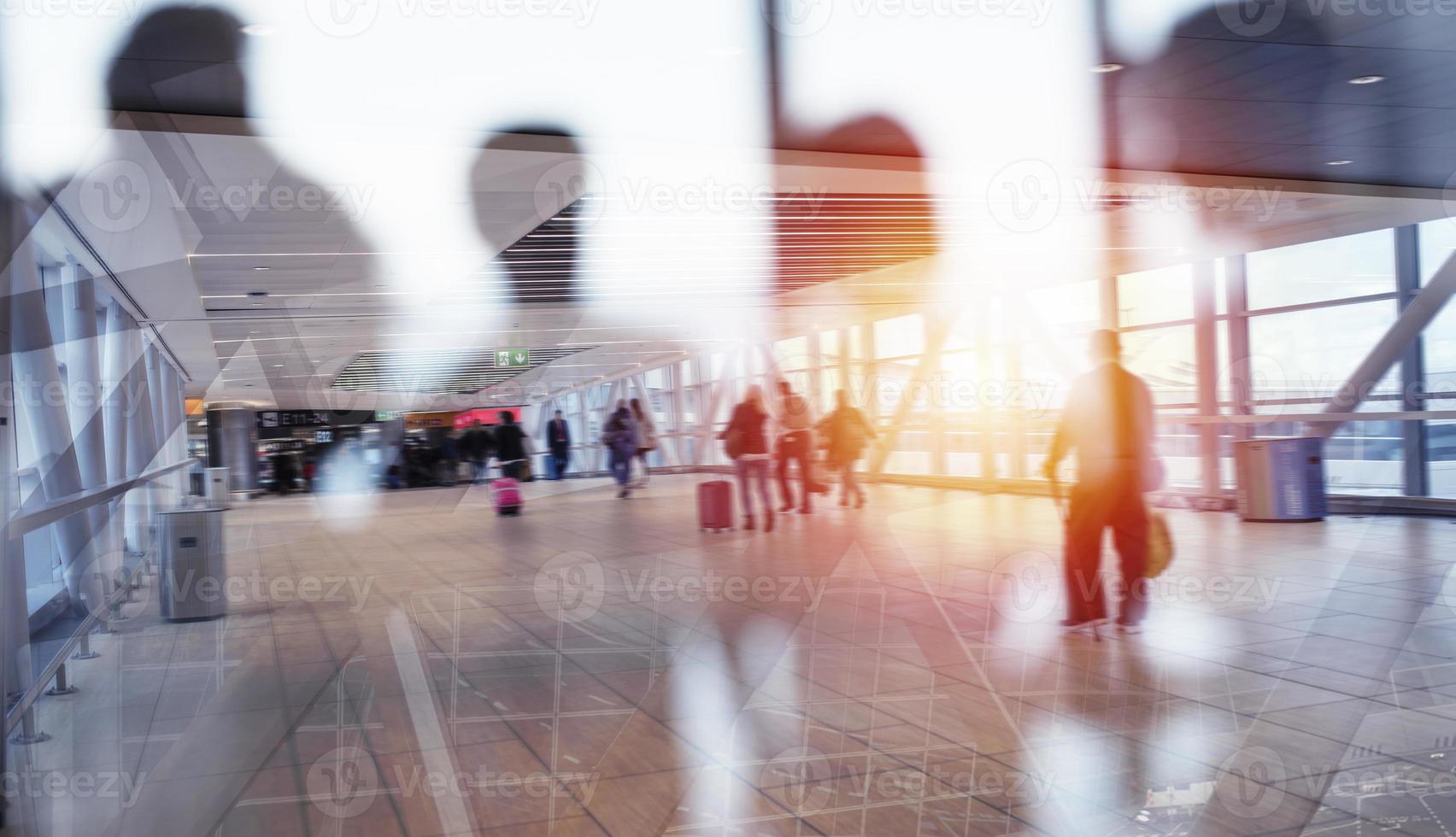 moderno aeropuerto con difuminar efectos doble exposición foto