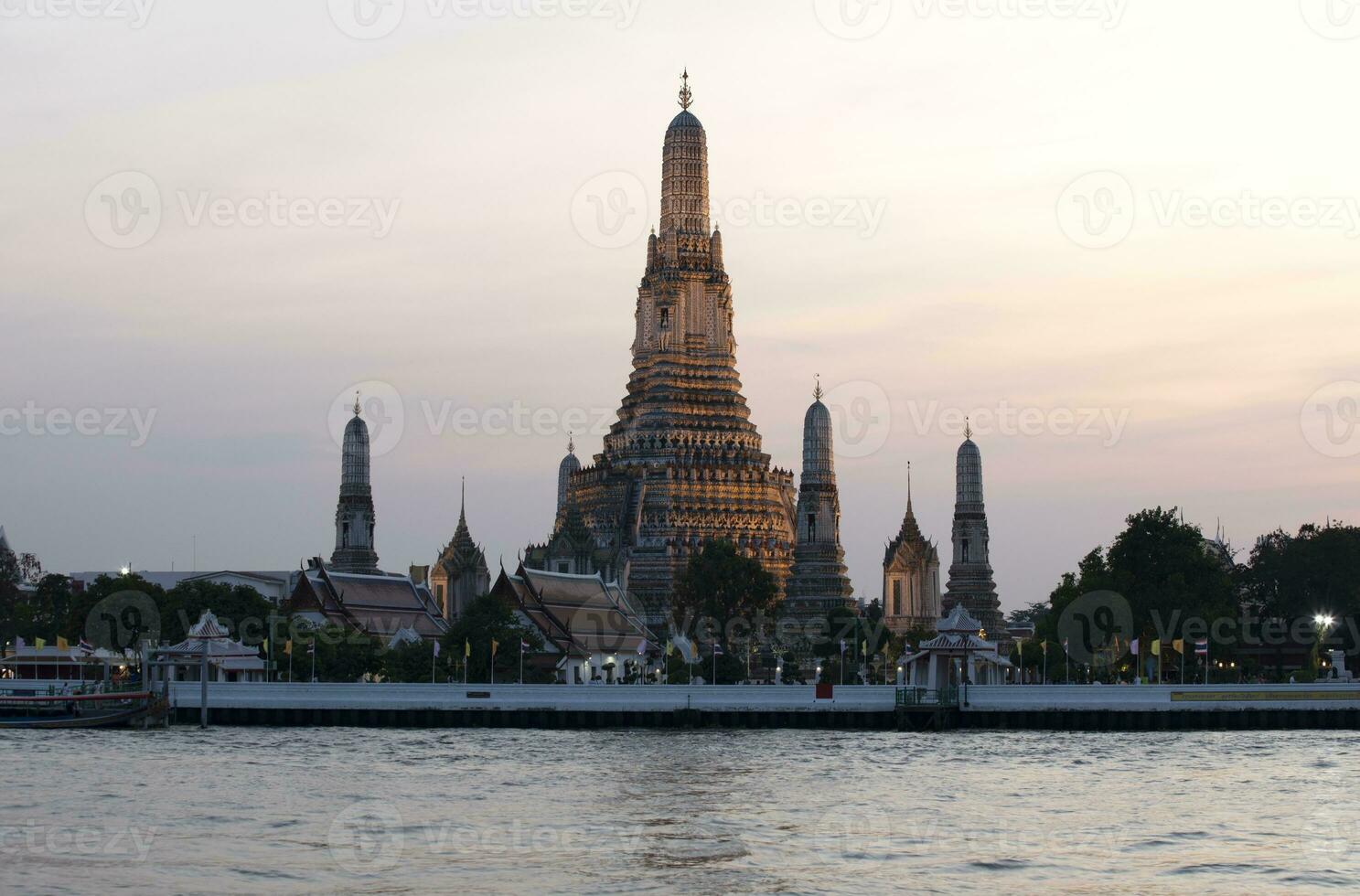 Wat Arun Ratchawararam or Temple of Dawn, the famous tourist destination in Bangkok, Thailand. photo