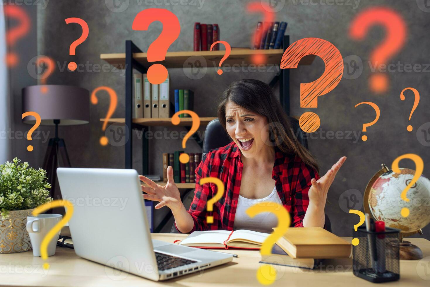 woman is in Smartworking and works at home and has a lot of questions photo
