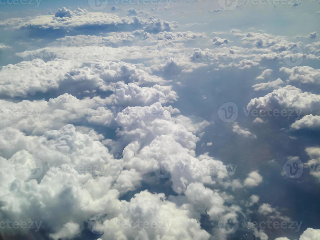 cielo azul con fondo de nubes foto