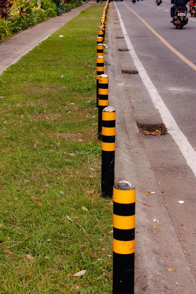 curb road divider for vehicles photo