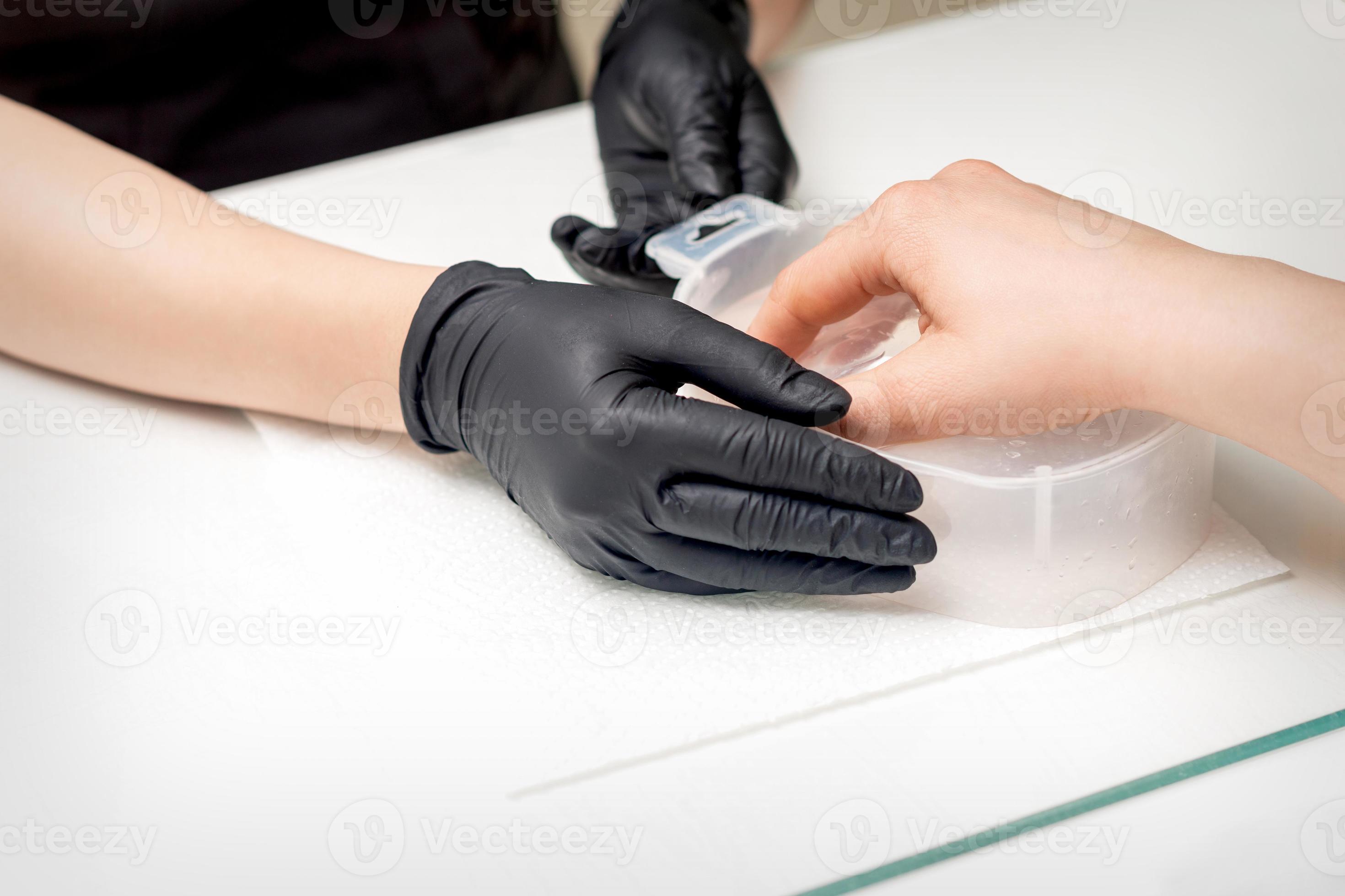 Soaking fingernails in the bath with water 20825553 Stock Photo at Vecteezy