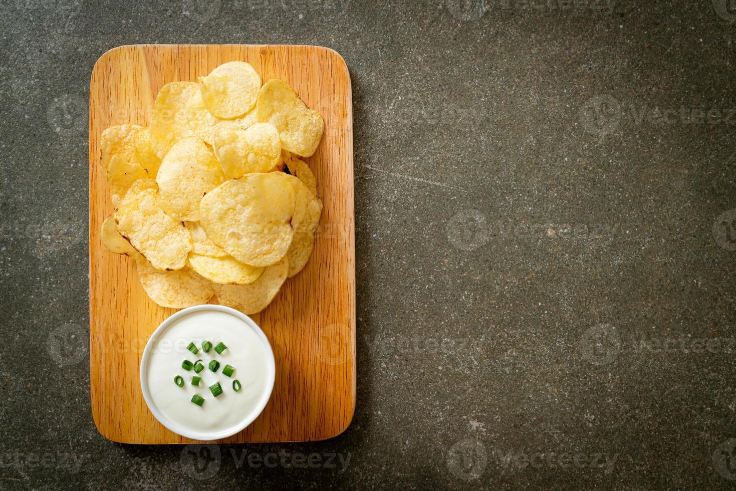 potato chips with sour cream photo