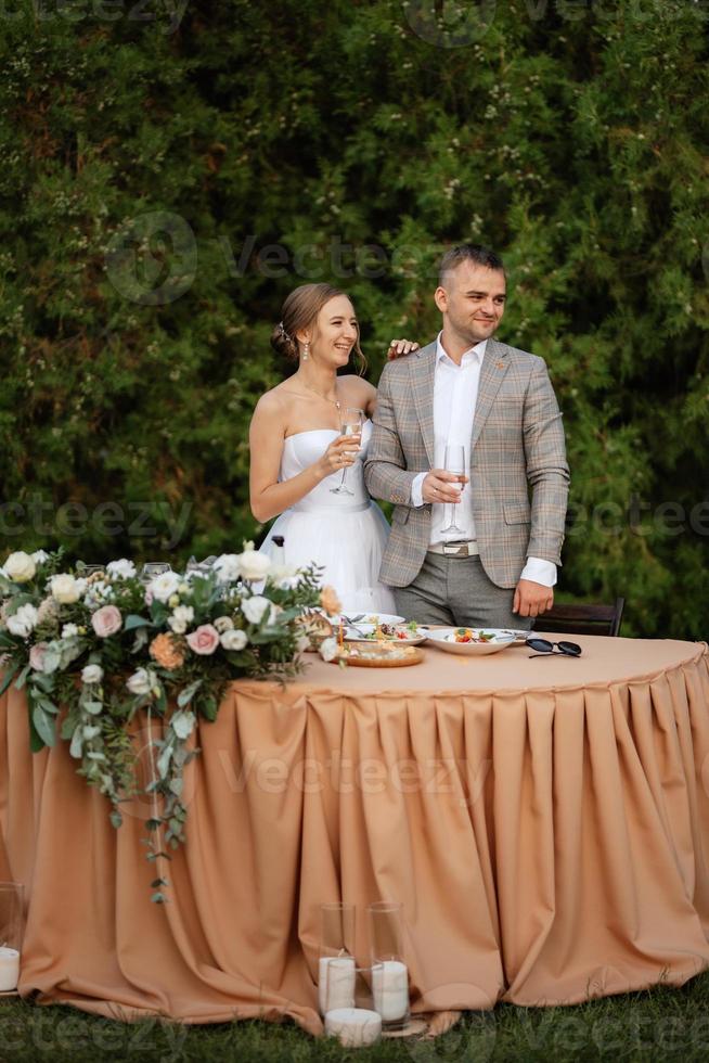 portrait of the newlyweds at the presidium photo