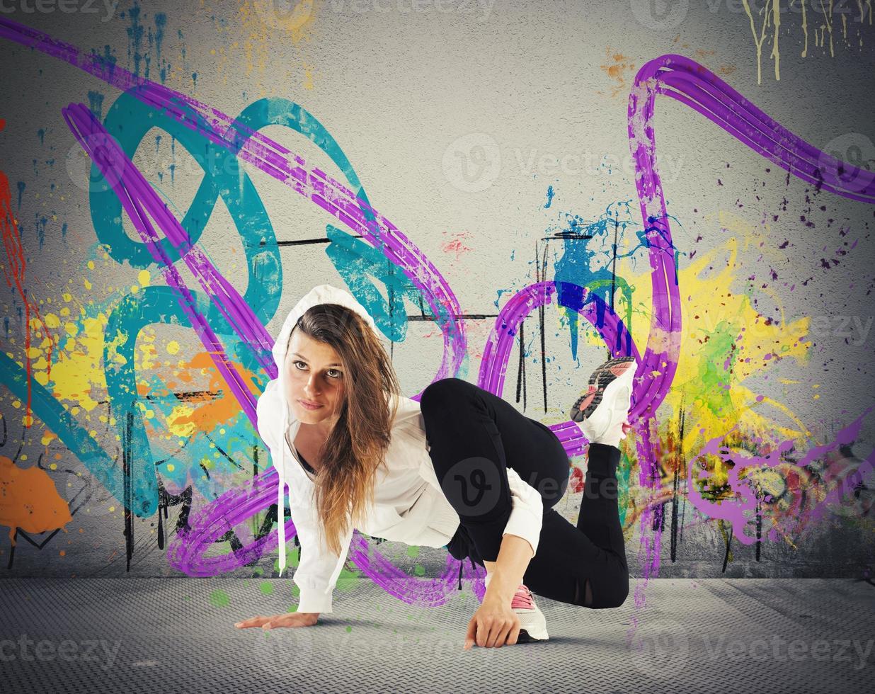 Breakdance hip hop girl photo