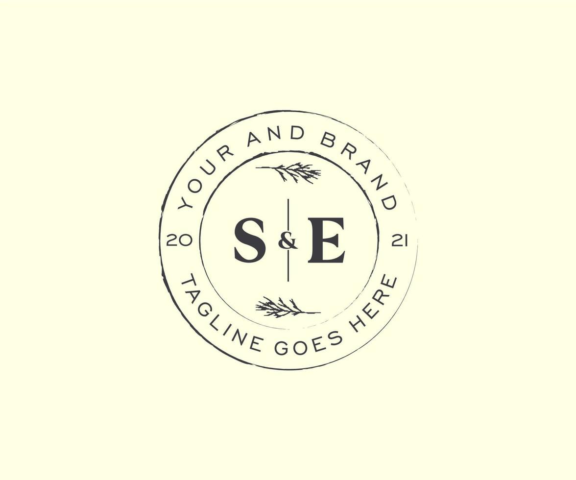 initial SE letters floral frames. Botanical feminine editable premade monoline unique decoration for greeting card, wedding invitation. vector