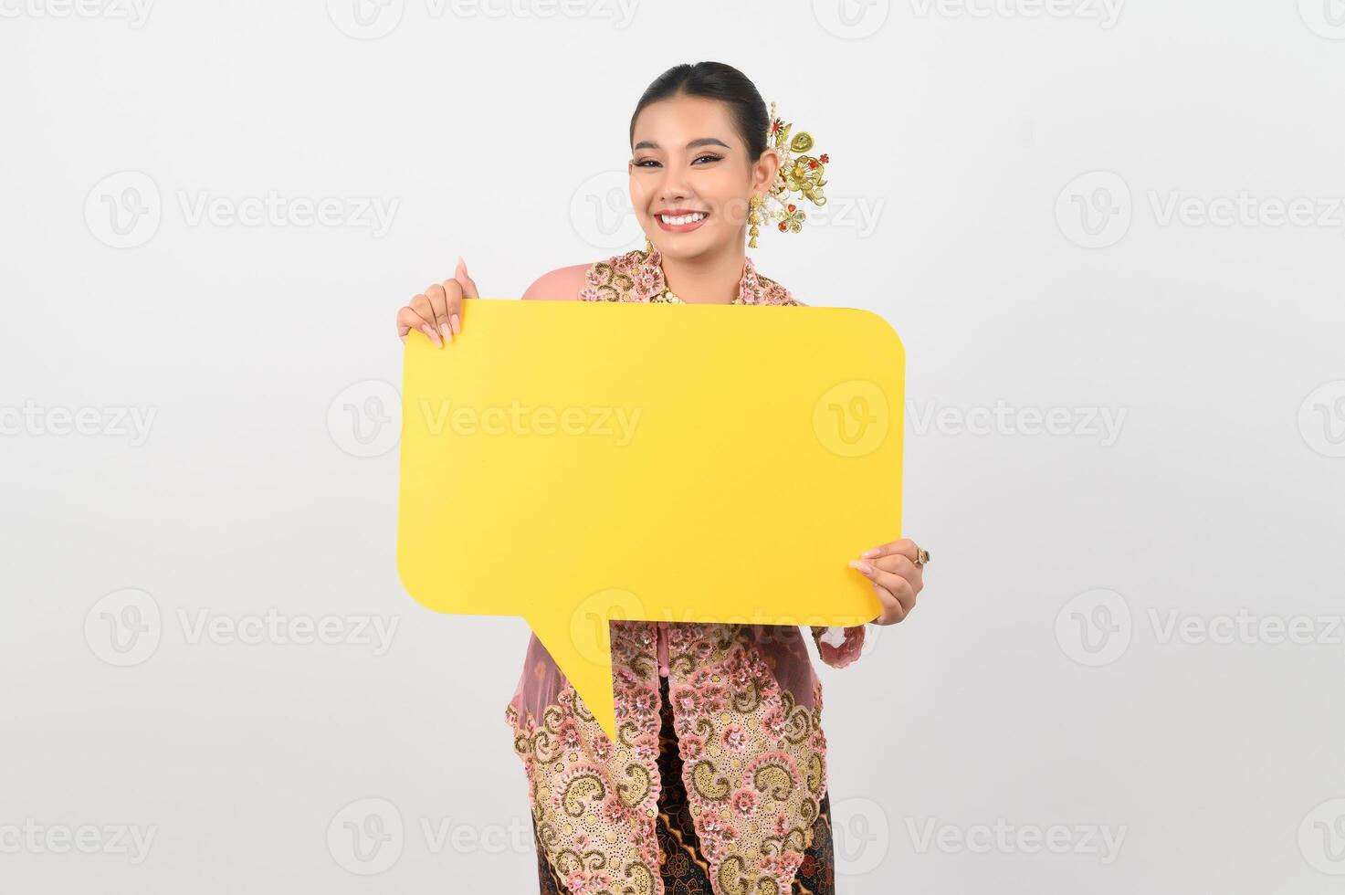 Young beautiful woman dress up in local culture in southern region with speech bubble photo