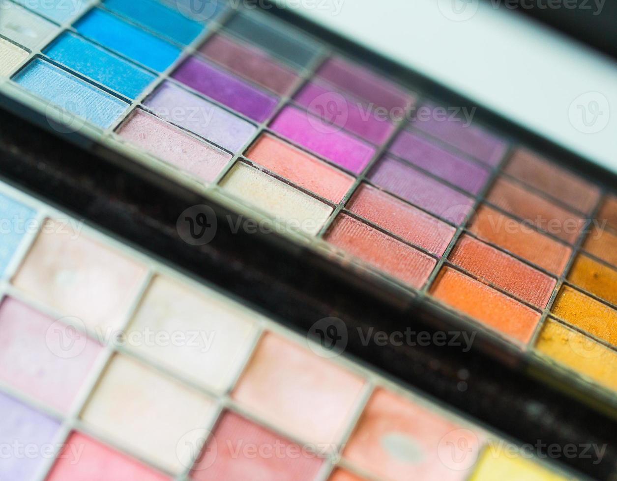 Makeup eyeshadow palettes photo