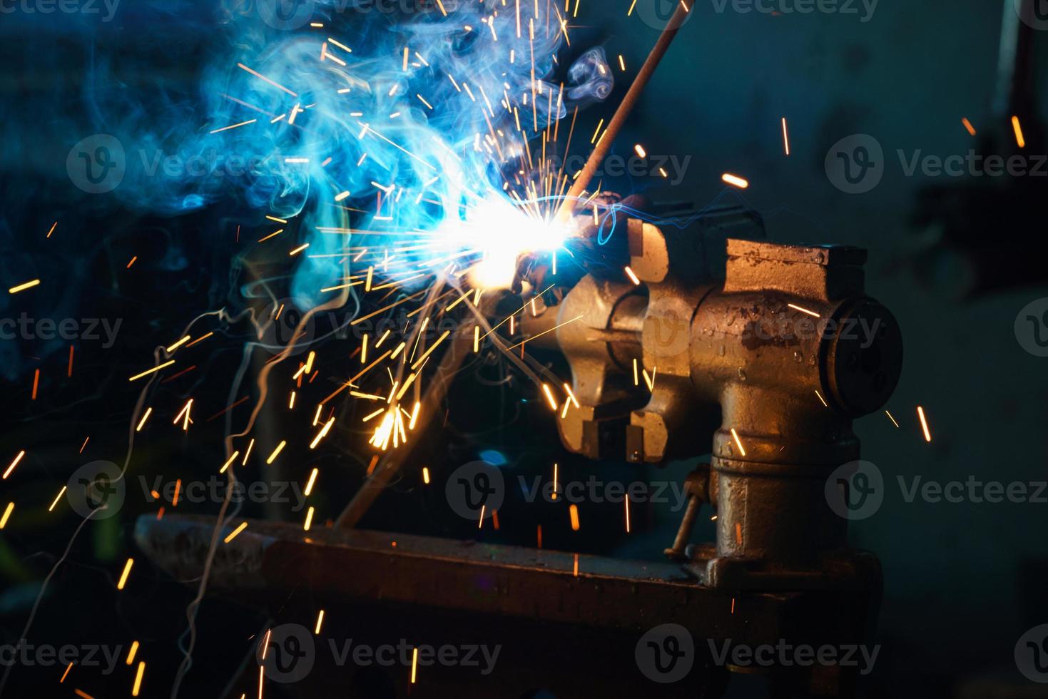 Welding process for metal photo