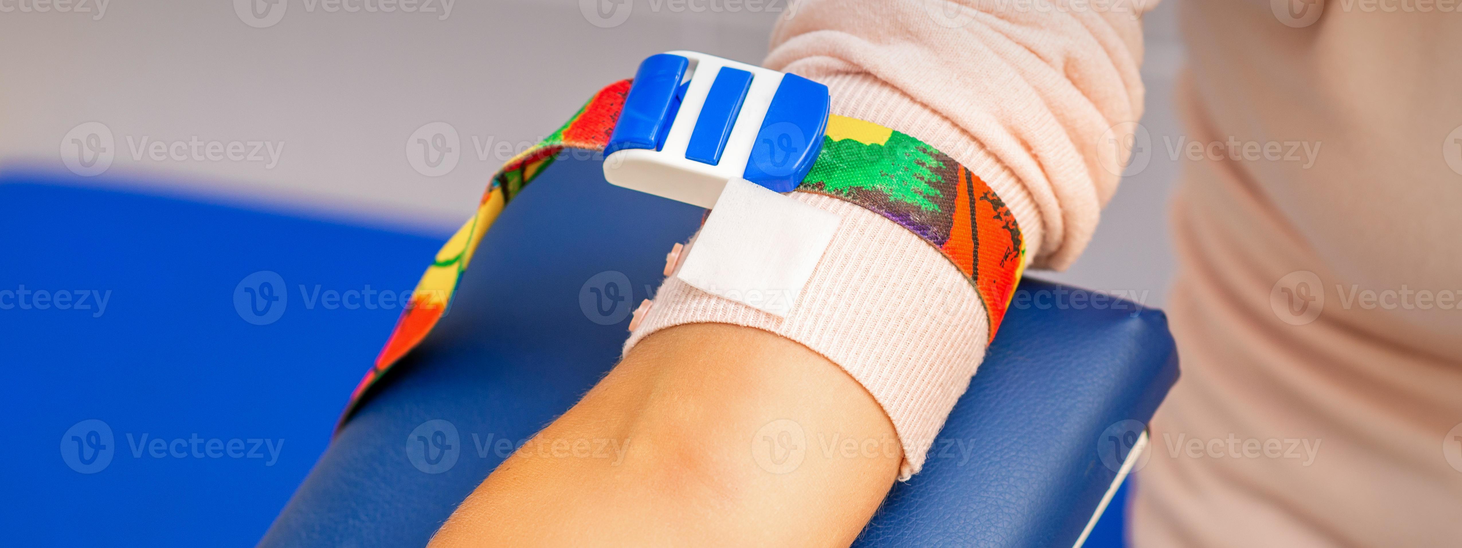 Medical tourniquet on the hand 21135376 Stock Photo at Vecteezy