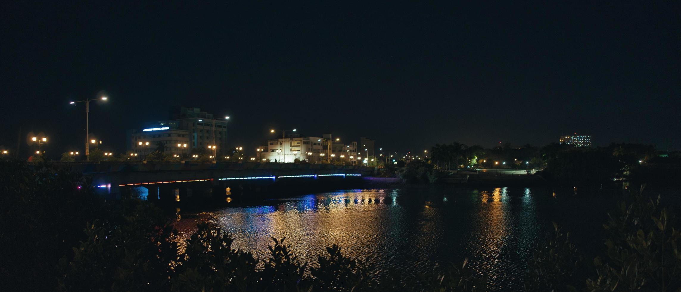 iloilo río luces foto