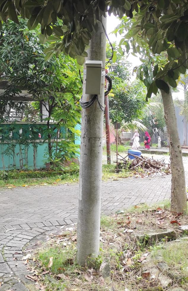 eléctrico panel caja instalado al aire libre foto