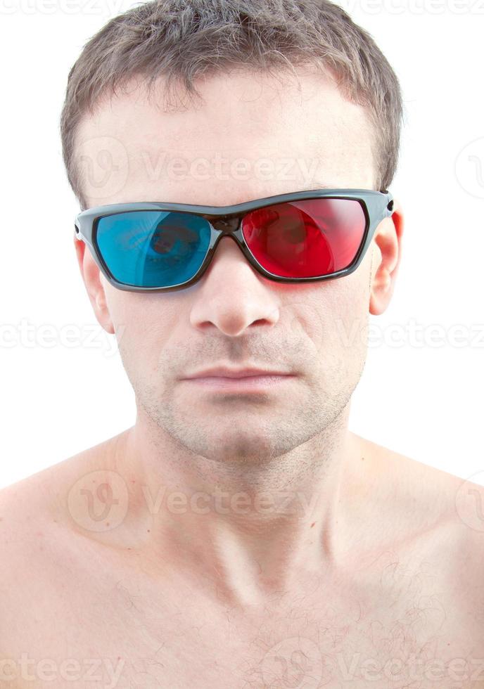 hombre con 3d lentes foto