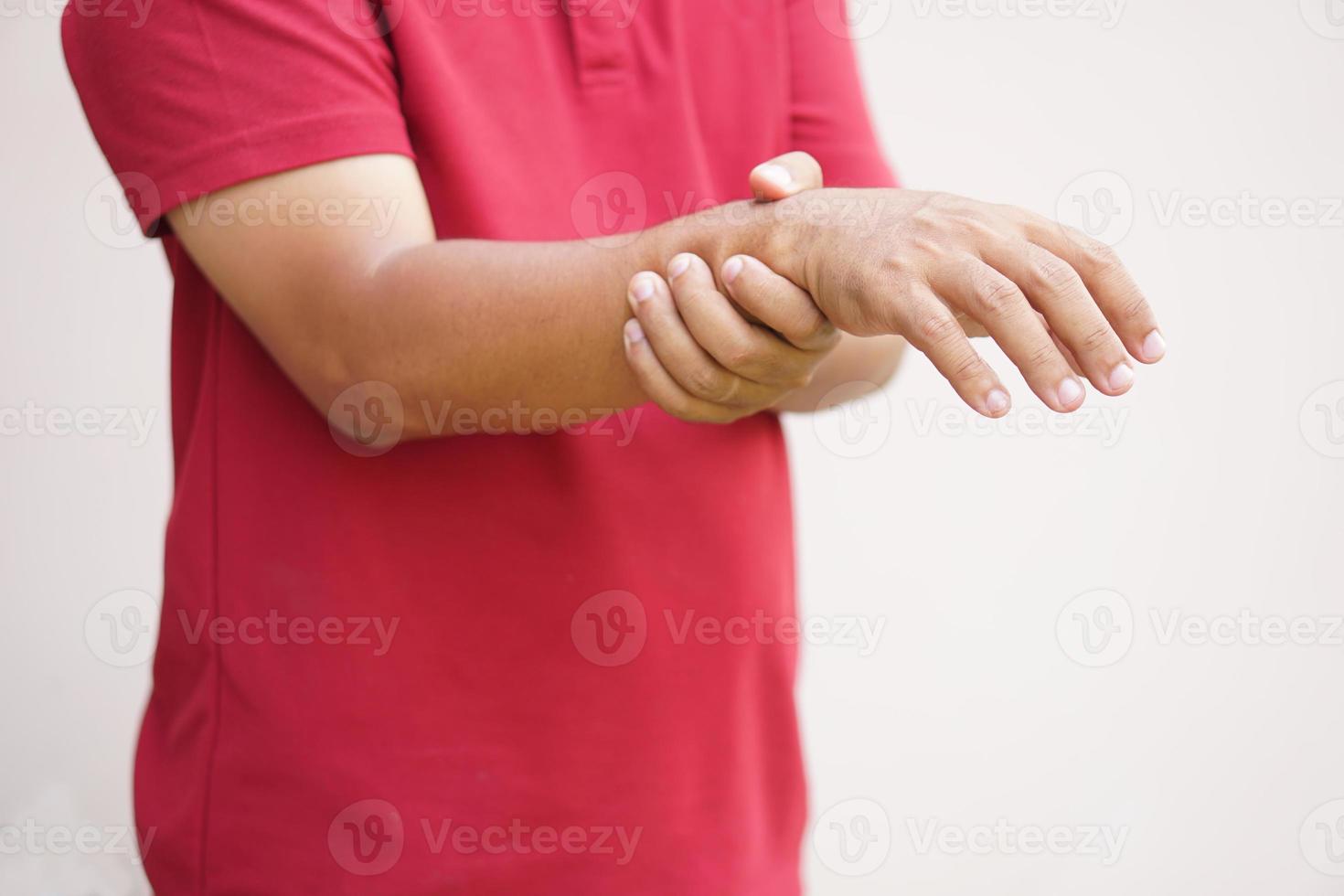 Men have weakness in the muscles of their hands. photo