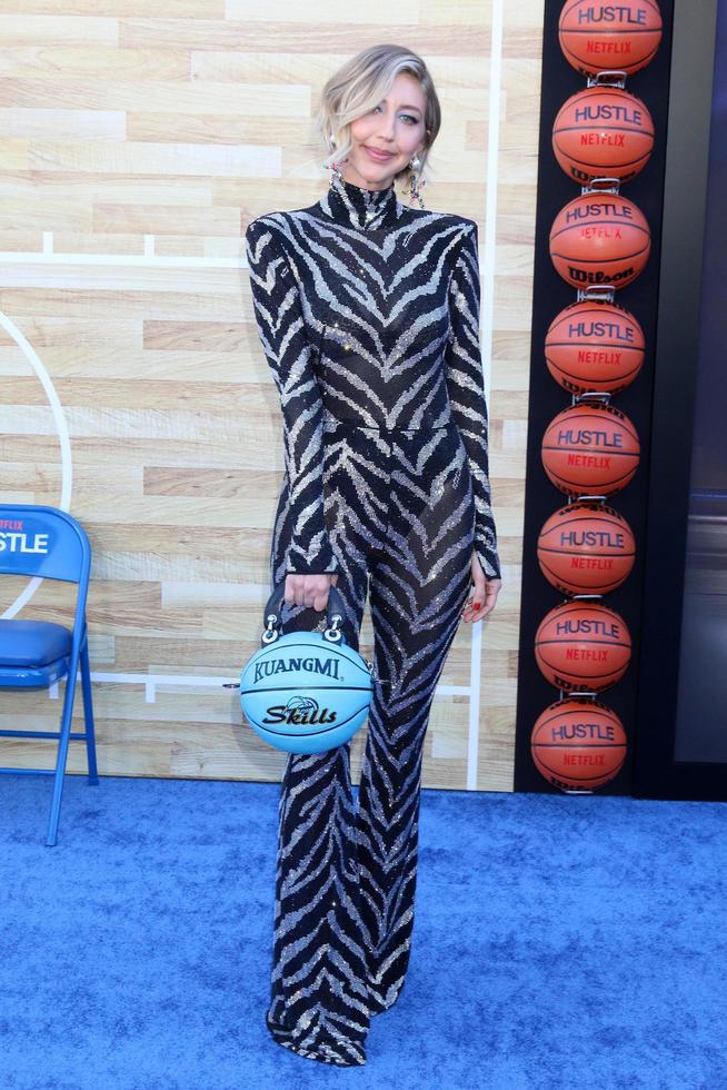 LOS ANGELES  JUN 1  Heidi Gardner at the Hustle Premiere at the Village Theater on June 1 2022 in Westwood CA photo