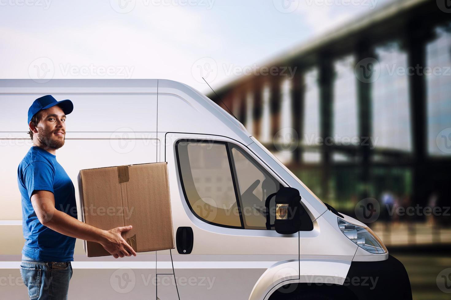 Man delivering package photo