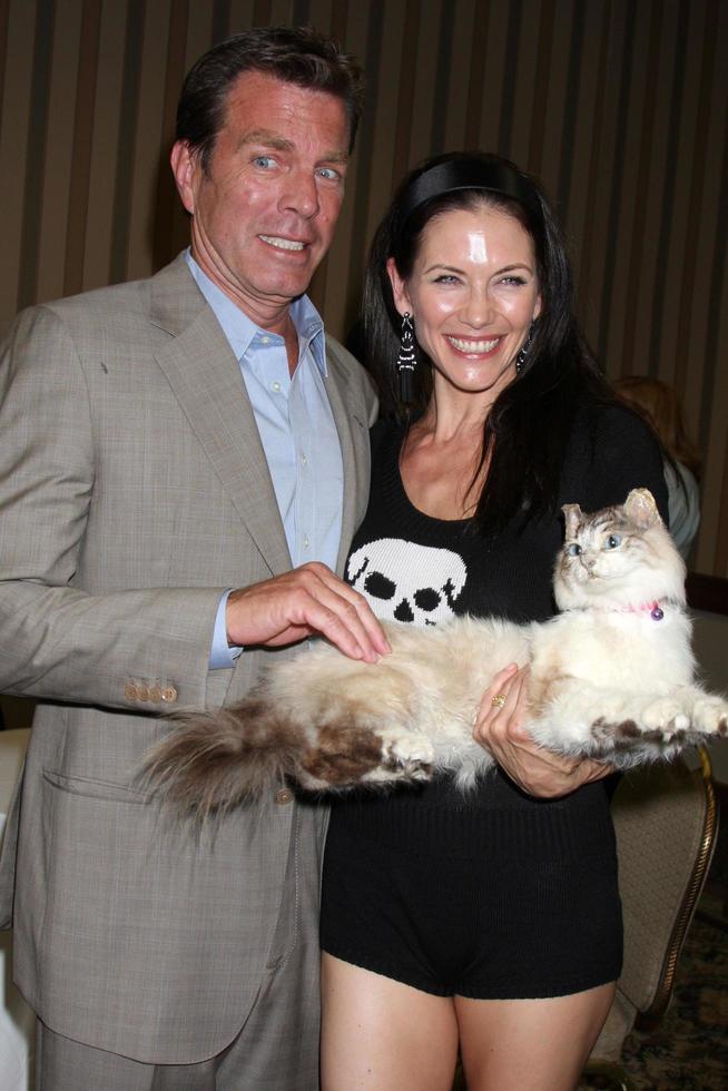 Peter Bergman  Stacy Hadiuk at The Young  the Restless Fan Club Dinner  at the Sheraton Universal Hotel in  Los Angeles CA on August 28 20092009 photo