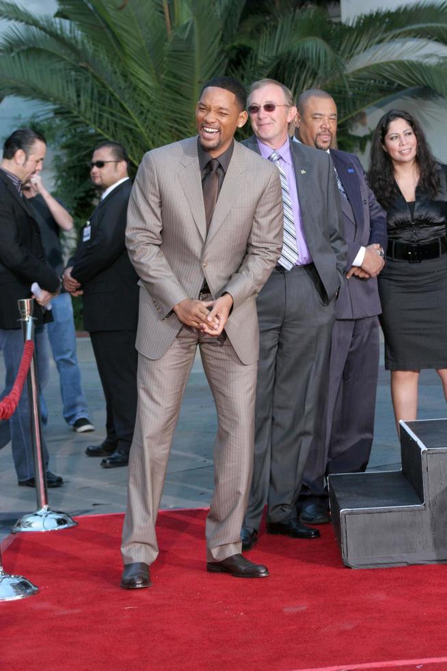 Will SmithWill Smith Handprint and Footprint Ceremony Graumans Chinese Theater ForecourtDecember