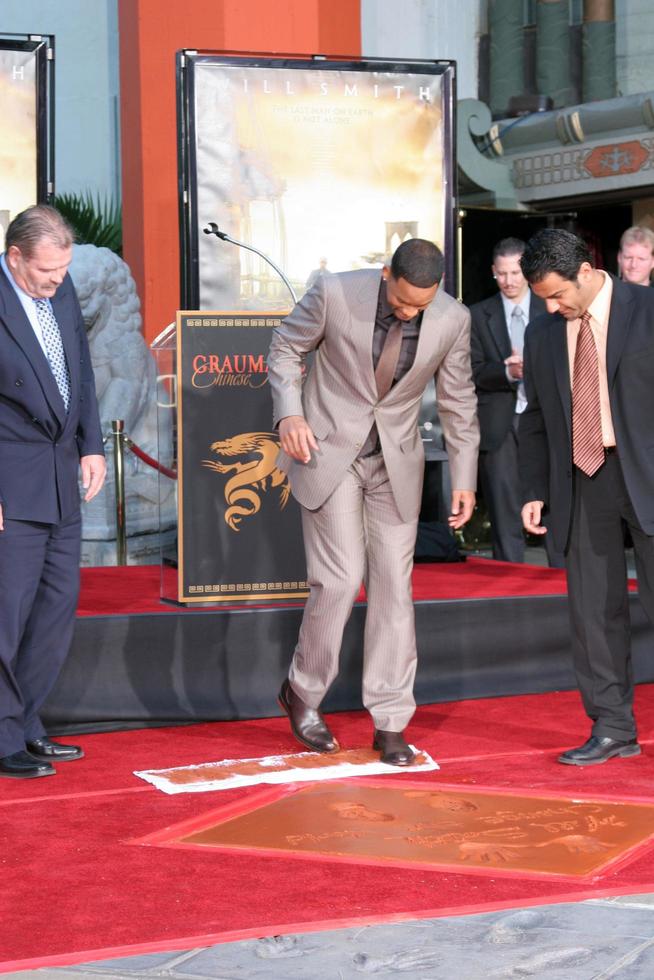 Will SmithWill Smith Handprint and Footprint Ceremony Graumans Chinese Theater ForecourtDecember