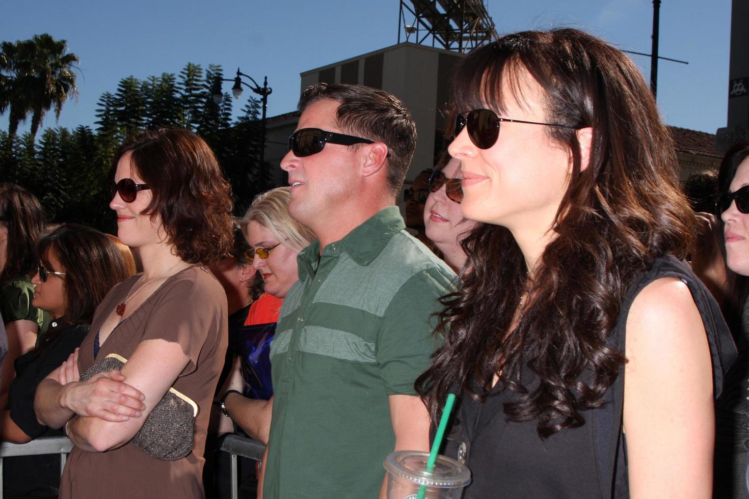 Jorja Fox George Eads  Liz Vassey at  the Hollywood Walk of Fame Star Ceremony for WIlliam Petersen in front of Mussos  Franks Resturant in Los Angeles CA on February 3 20092008 photo
