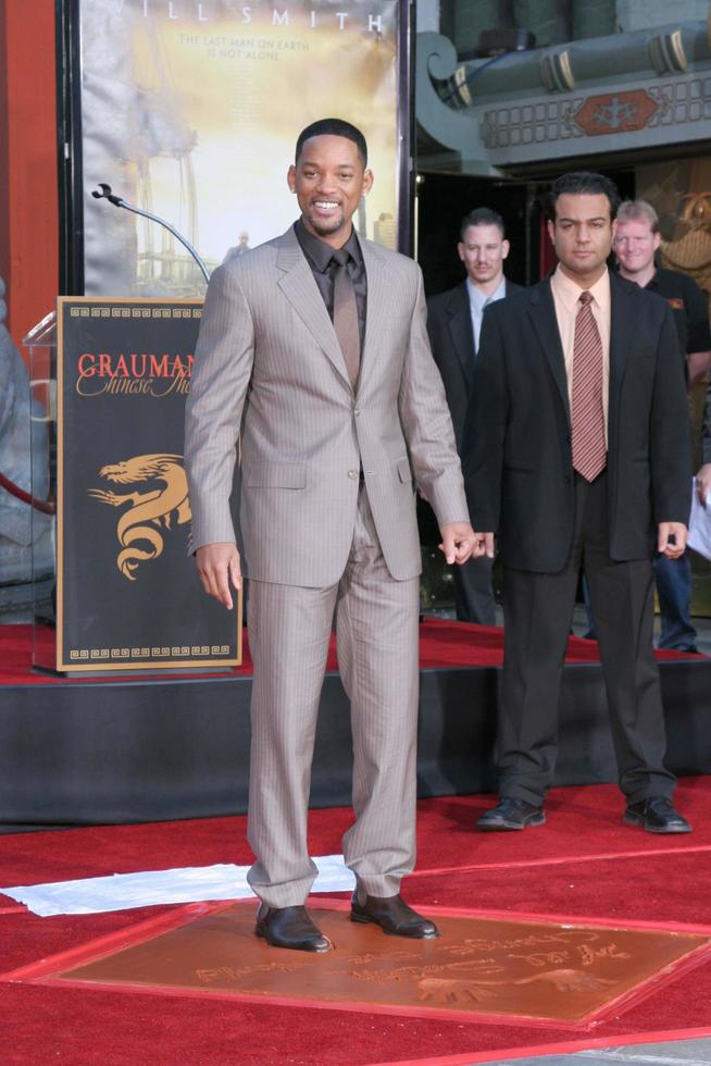 Will SmithWill Smith Handprint and Footprint Ceremony Graumans Chinese Theater ForecourtDecember