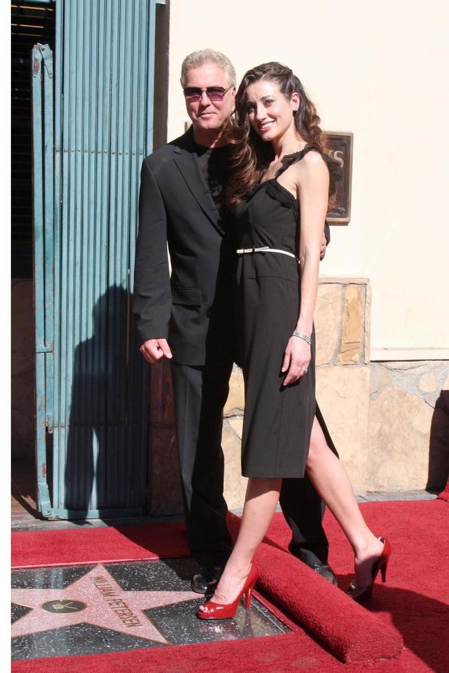 William Petersen  wife Gina Cirone at  the Hollywood Walk of Fame Star Ceremony for WIlliam Petersen in front of Mussos  Franks Resturant in Los Angeles CA on February 3 20092008 photo