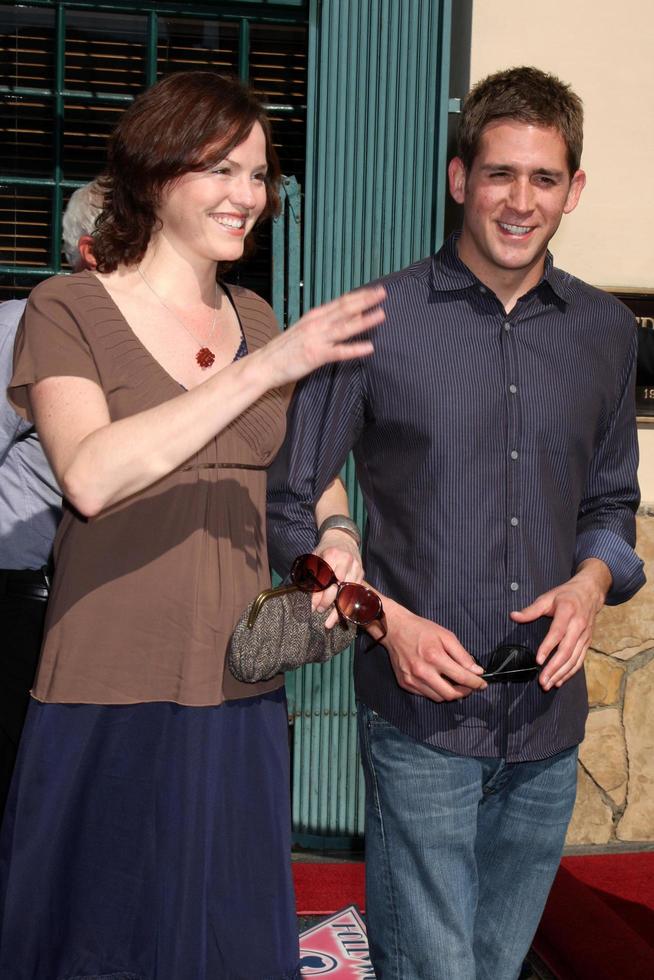 Eric Szmanda  Jorja Fox  at  the Hollywood Walk of Fame Star Ceremony for WIlliam Petersen in front of Mussos  Franks Resturant in Los Angeles CA on February 3 20092008 photo