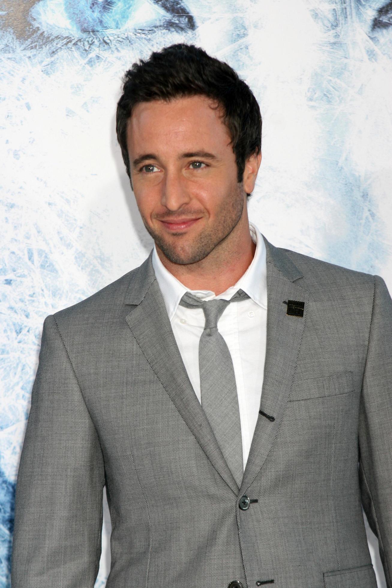 Alex OLoughlin arriving at the Whiteout Premiere at the Manns Village