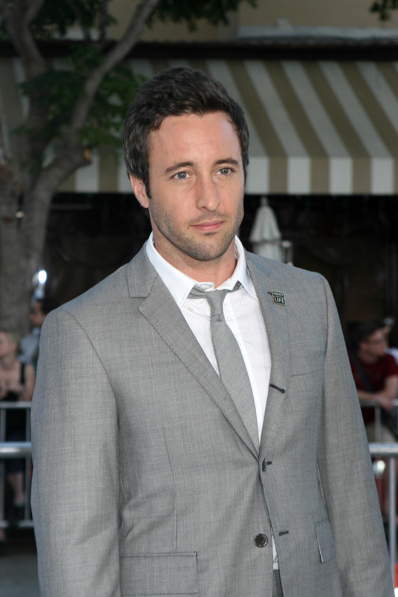 Alex OLoughlin arriving at the Whiteout Premiere at the Manns Village