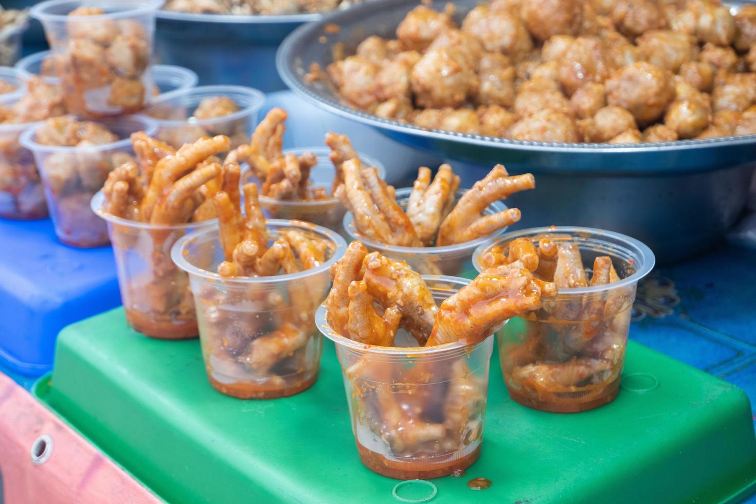 stir-fried chicken legs with chili sauce, in Indonesian it is called