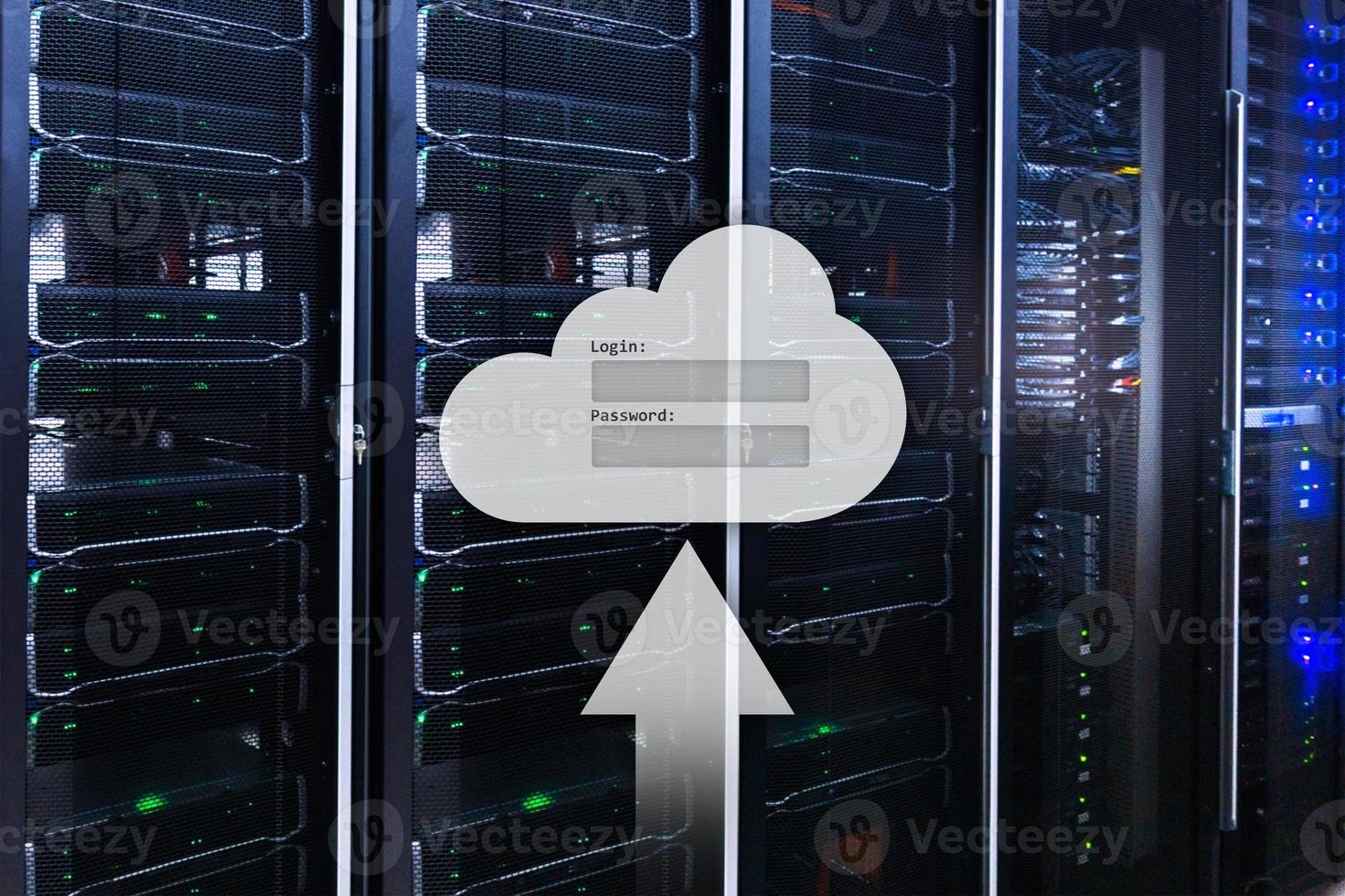 ventana de solicitud de almacenamiento en la nube, acceso a datos, inicio de sesión y contraseña en el fondo de la sala de servidores. concepto de internet y tecnología. foto