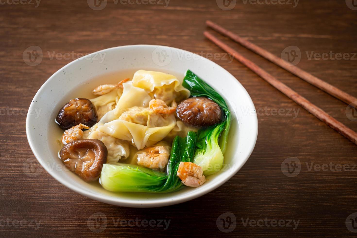 pork dumpling soup with shrimps and vegetable photo