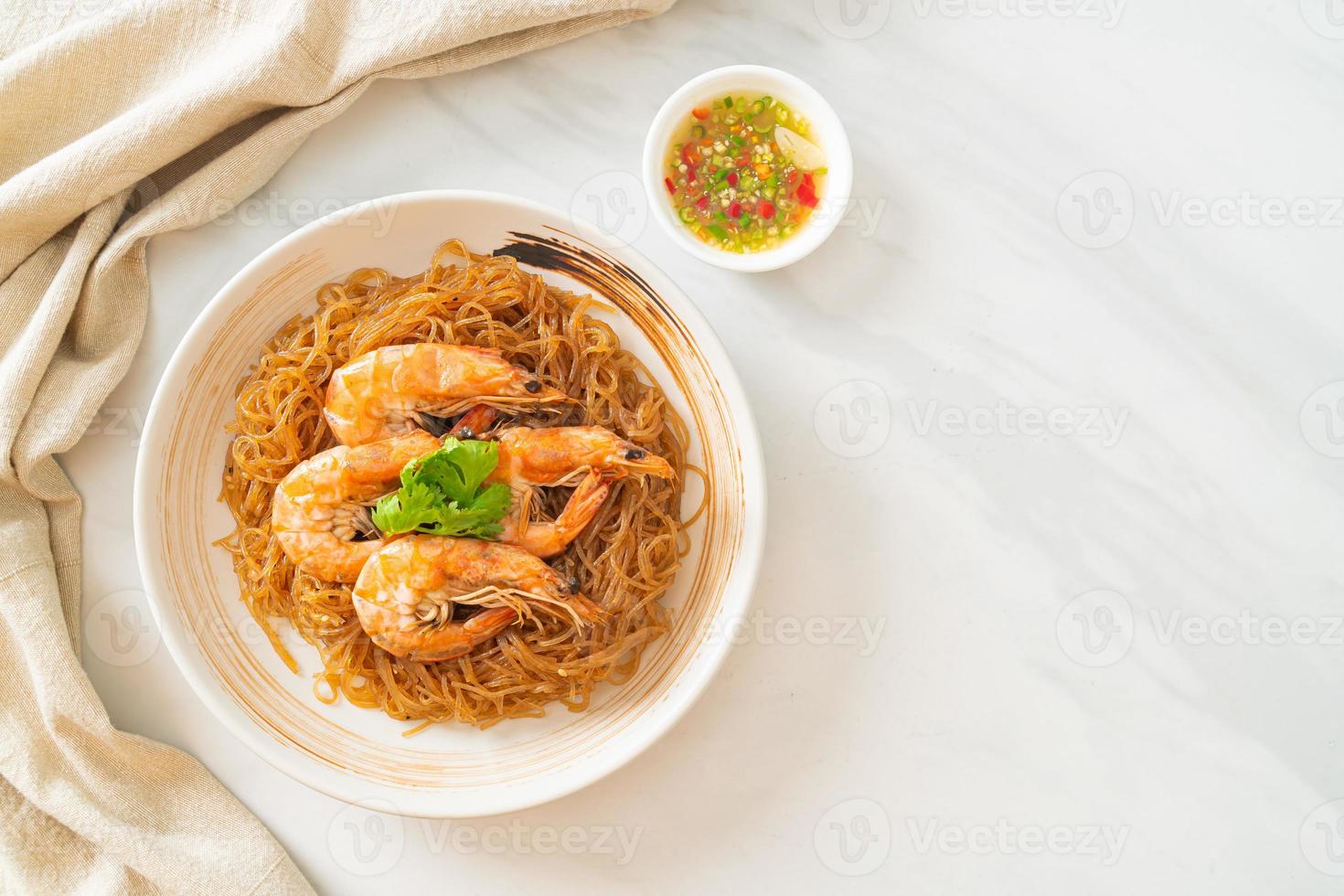 Casseroled or Baked Shrimp with Glass Noodles photo