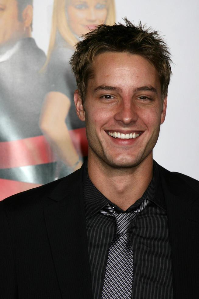 Justin  Hartley  arriving at  the  Premiere of Four Christmases at Graumans Chinese Theater in Los Angeles CANovember 20 20082008 photo