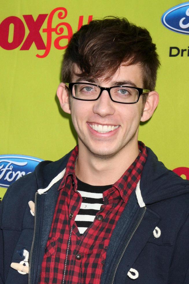 Kevin McHale  arriving at the FOXFall EcoCasino Party at BOA Steakhouse  in West Los Angeles CA on September 14 20092009 photo